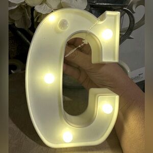LED LETTER LIGHT C uses 2 AAA BATTERIES (not included)